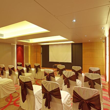 Comfort Inn Legacy Rajkot Business bild